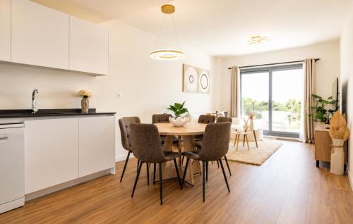 Stylish 3 bed Apartment Habitat Estepona