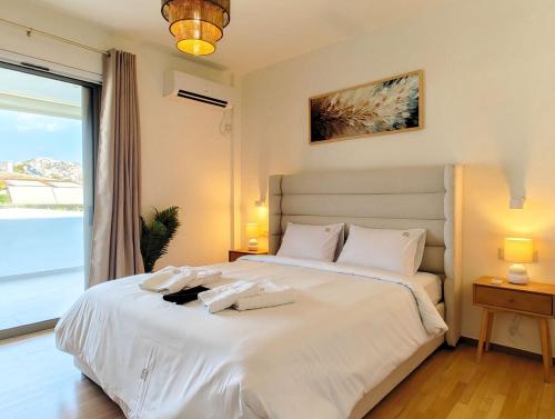 High-End Living in Voula Center