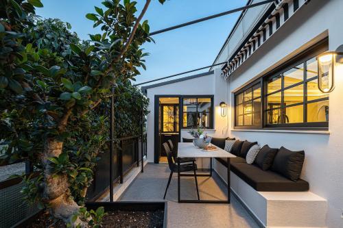 Exclusive Serviced Penthouse - Kolonaki by etouri