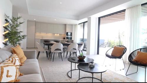 Gelijkvloers 3 slaapkamer appartement `Thetis`