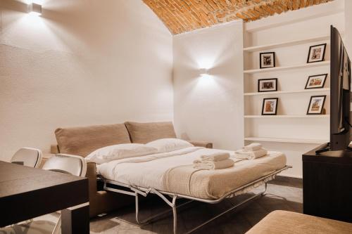 Spacious Renovated Loft - CityLife and Sempione