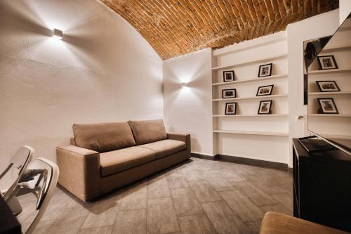 Spacious Renovated Loft - CityLife and Sempione