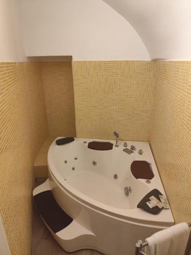 Munaciello Rooms