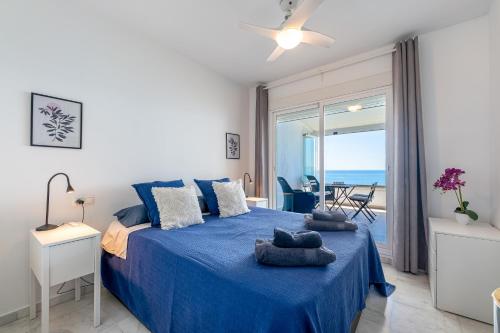 The Penthouse Panorama Exclusive Seafront Estate