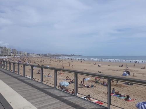 T2 hypercentre 50 m du remblai - plage - commerces