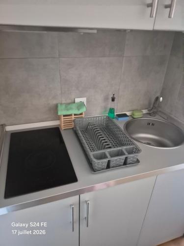 Appartement calme sans vis a vis 5 mn a pied plage