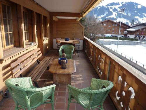 Apartment Drive - Nr- 3 Appartement-Fewo- Dusche oder Bad- WC 6-Bettwohnung by Interhome