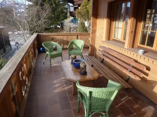 Apartment Drive - Nr- 3 Appartement-Fewo- Dusche oder Bad- WC 6-Bettwohnung by Interhome