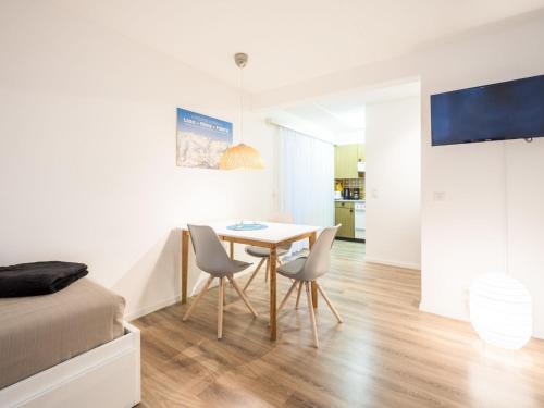 Apartment Val Signina 2-9 by Interhome