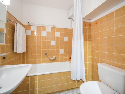 Apartment Val Signina 2-9 by Interhome