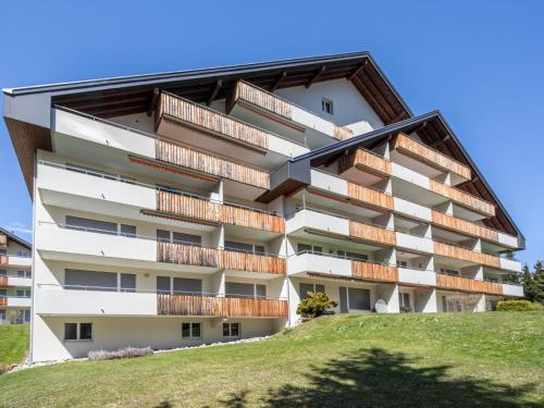 Apartment Val Signina 2-9 by Interhome