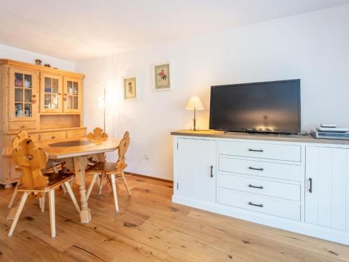 Apartment Gronda 2 by Interhome