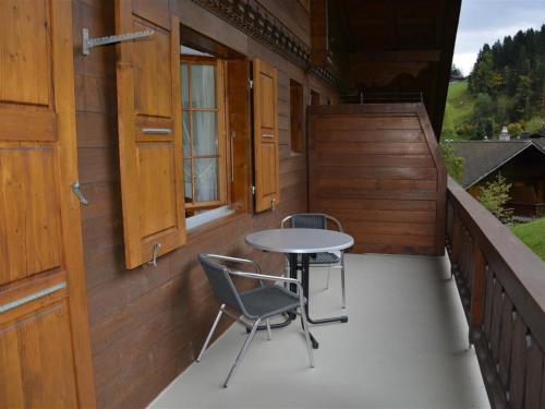 Apartment Hornflue - Wohlwender Appartement-Fewo- Dusche oder Bad- WC 2-Bettwohnung by Interhome