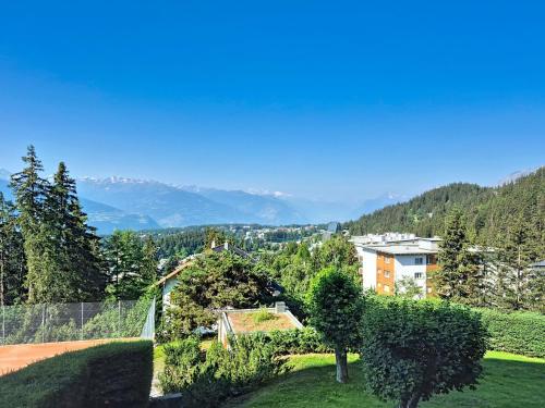 Apartment Cransalpin Apt- 25 - Secteur 1 by Interhome