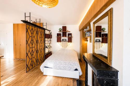 Superb Bright Apt Near Sacré Coeur