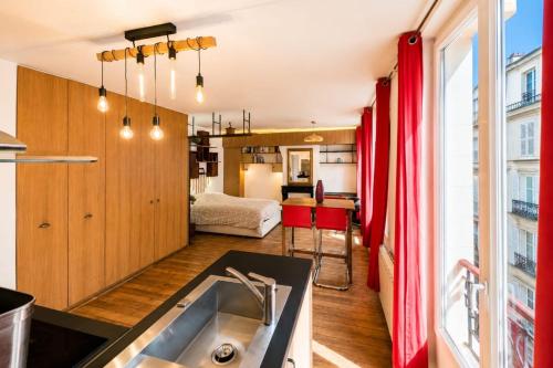Superb Bright Apt Near Sacré Coeur