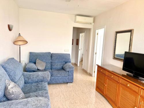 Apartamento en primera linea playa Arenal con 2 dormitorios