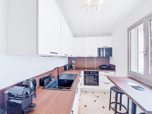 Apartment Joigny by Interhome