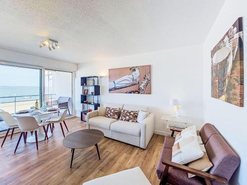 Apartment Joigny by Interhome