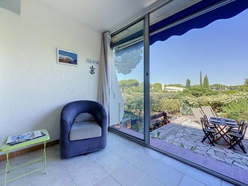 Apartment Les Jardins du Port-12 by Interhome