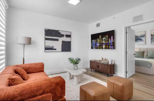 Central Location 2BR 2 BA #101 photo 6