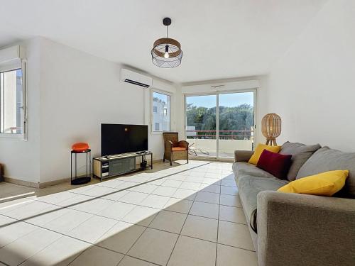 Apartment L'Hyppocampe-2 by Interhome