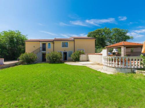 Holiday Home Pied-A-Terre-1 by Interhome