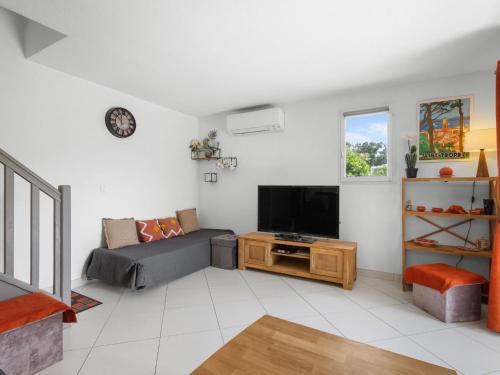 Holiday Home Hameau de Croisette Plage by Interhome