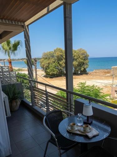 Kleanthi Seaside Apartment