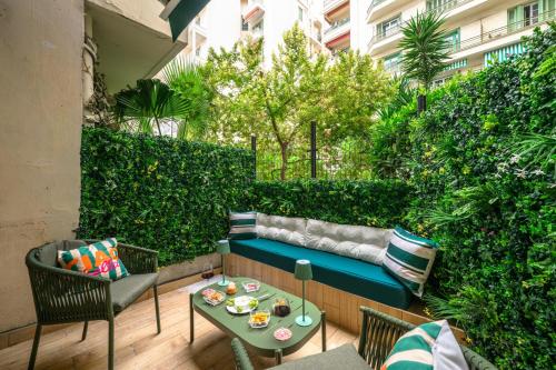 le Côte d'Azur Art Deco Apartment