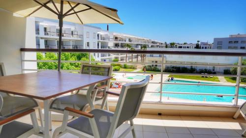 Marina Retreat - An exquisite 2 bedroom apartment on the Lagos Marina