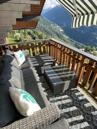 Magnifique appartement 4 pièces et demi, mansardé, avec vue, à Veysonnaz