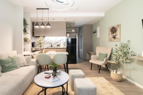 Aura Suites - Olive Lumen