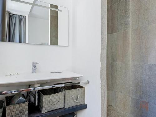 Duplex with a view of the Old Port - AC - Spacious