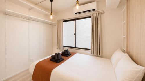 Oshiage 4min walk, Asakusa 3min, Ueno10min, FreeWi-Fi