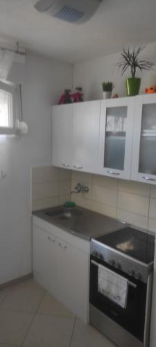 Studio Apartment Ema