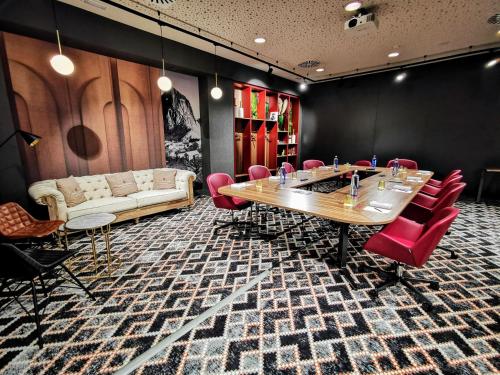 NH Collection Madrid Suecia photo 47