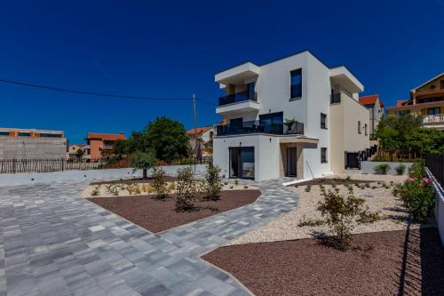 Casa MiA Apartments with parking