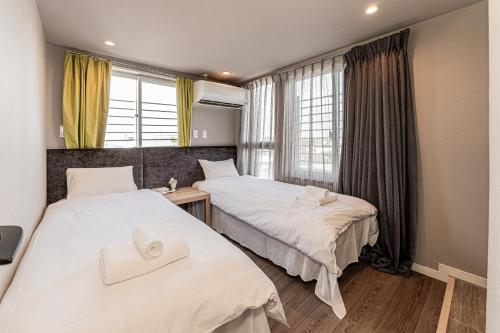 JR Sobu Line 4 Min Walk 54 sqm Private Apartment Sleeps 5 Tokyo Station 13 Min Direct Narita Airport Direct Bathtub No Elevator