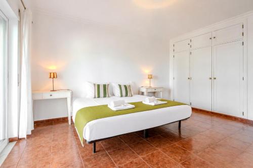 1 Bed Apartment in Vilamoura, 1 km to Beach