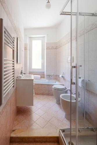 New apartment for families near the tram to the city center