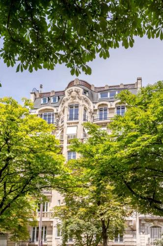 W Trocadéro, Eiffel Tower, Luxury Apartment for 8p