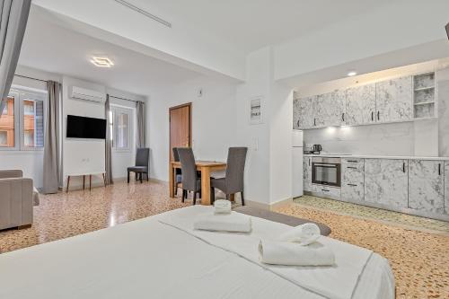 Athens Plaka Family Suites
