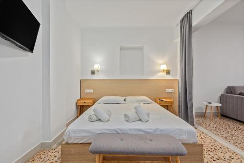 Athens Plaka Family Suites
