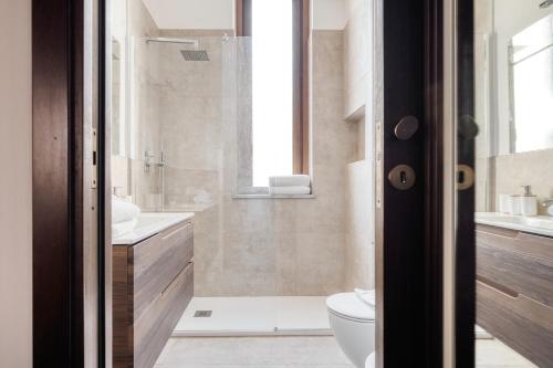 Bright apartment 20 min from Duomo-M4 Dateo