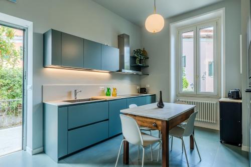 Villa Elisa your oasis with parking in town
