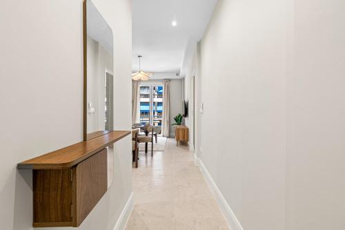 Fully renovated 2-bedroom apartment