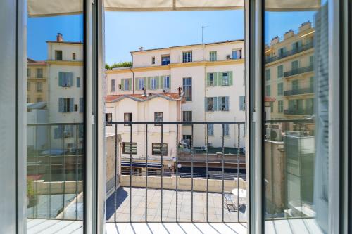 Nice Renting - 5FRANCE - Suite Luxe & Confort Bord de Mer Massena photo 7