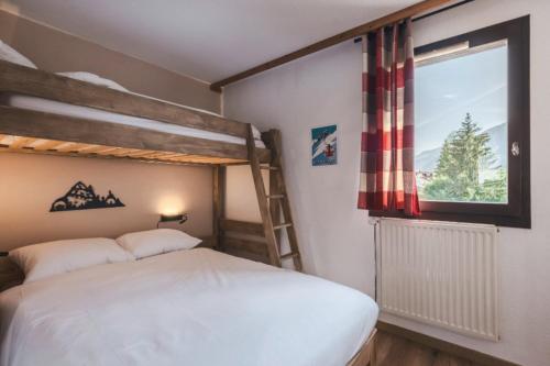 Chamonix 7p flat with balcony & parking