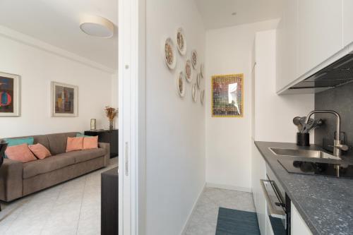 GuestHost - Comfy Balcony Stay X4 Sondrio MM3